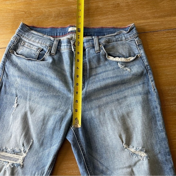 TheMogan Frankie Low Rise Girlfriend Distressed Light Wash Denim Jeans Size 11 - Picture 4 of 10